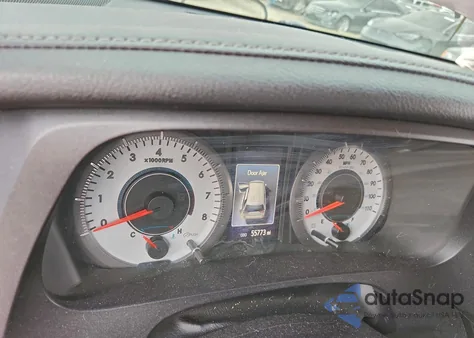 2015 Toyota Sienna Sport z USA, uszkodzony, nr VIN 5TDXK3DC9FS563052